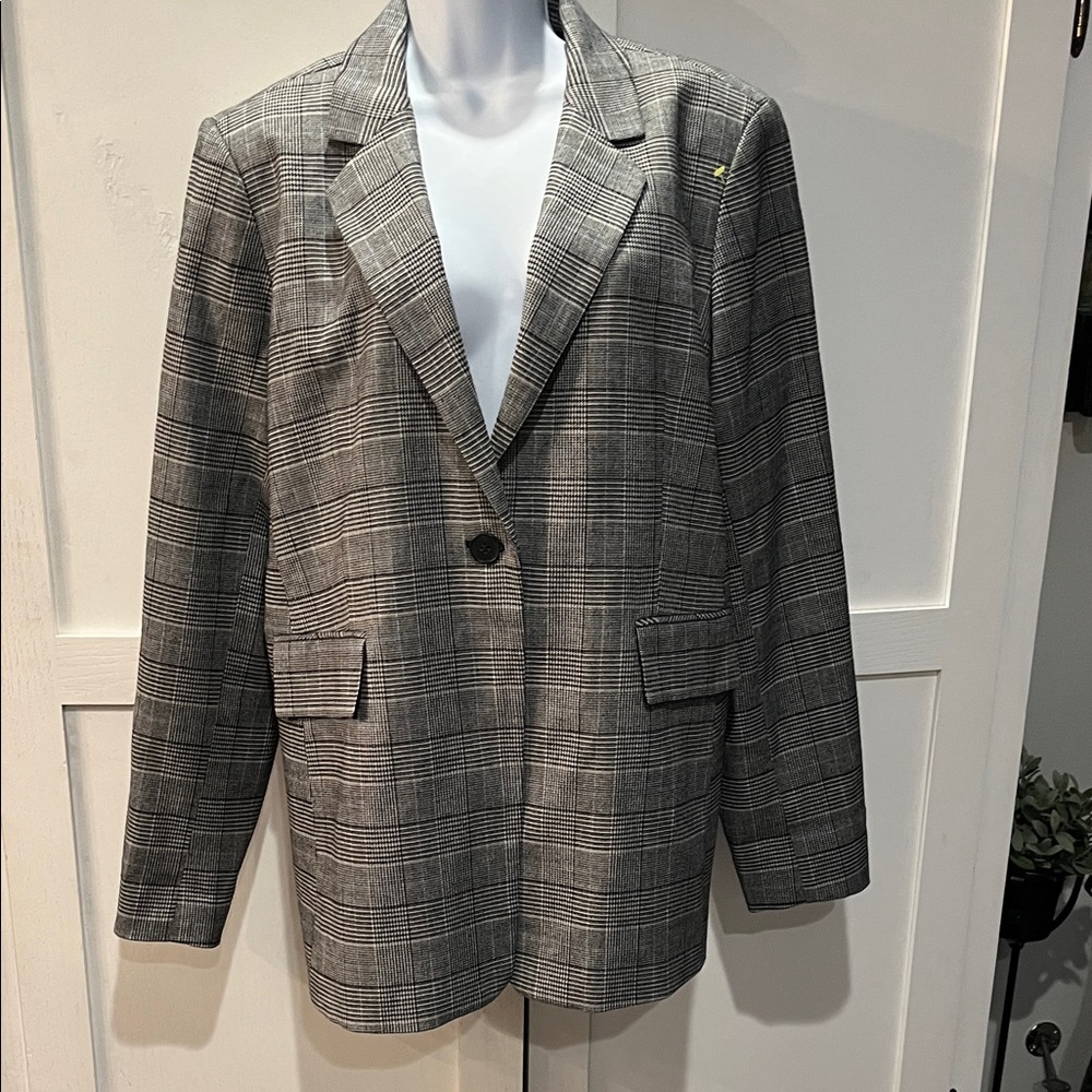 Classic Gray Checkered Women's Blazer